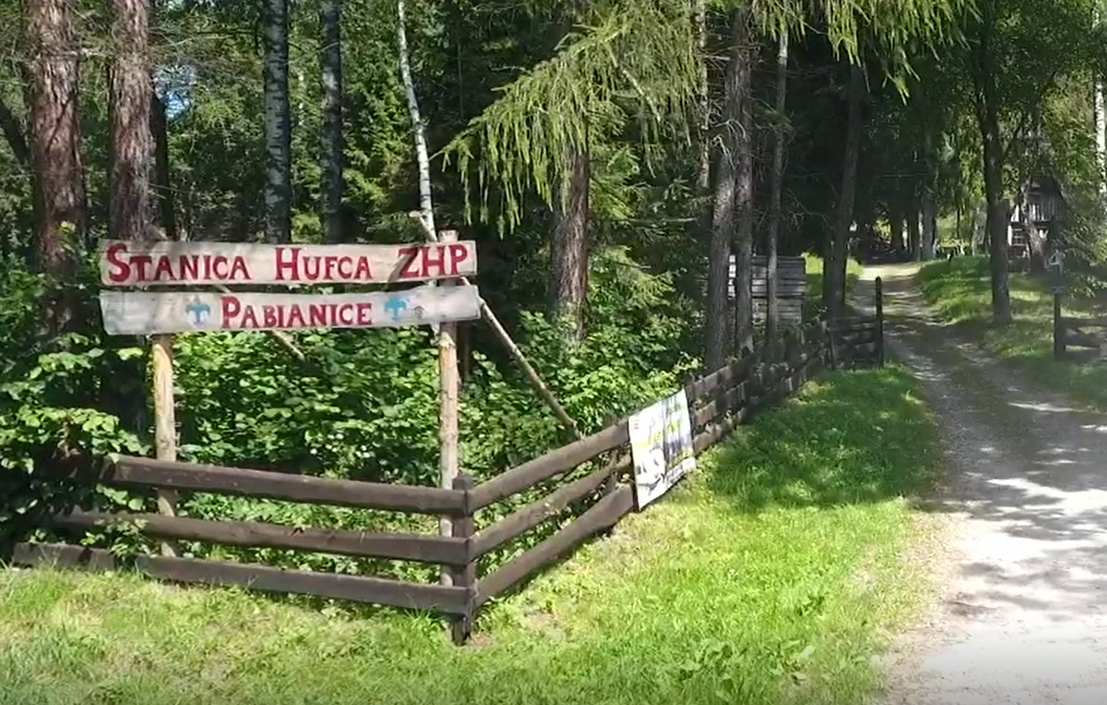 Hessówka ZHP zbiera na remont Hufiec Pabianice Wejście